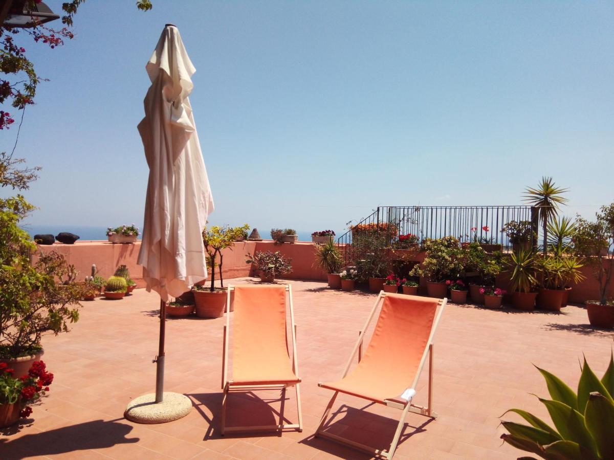 A casa di Tommy B&B Acireale Bagian luar foto