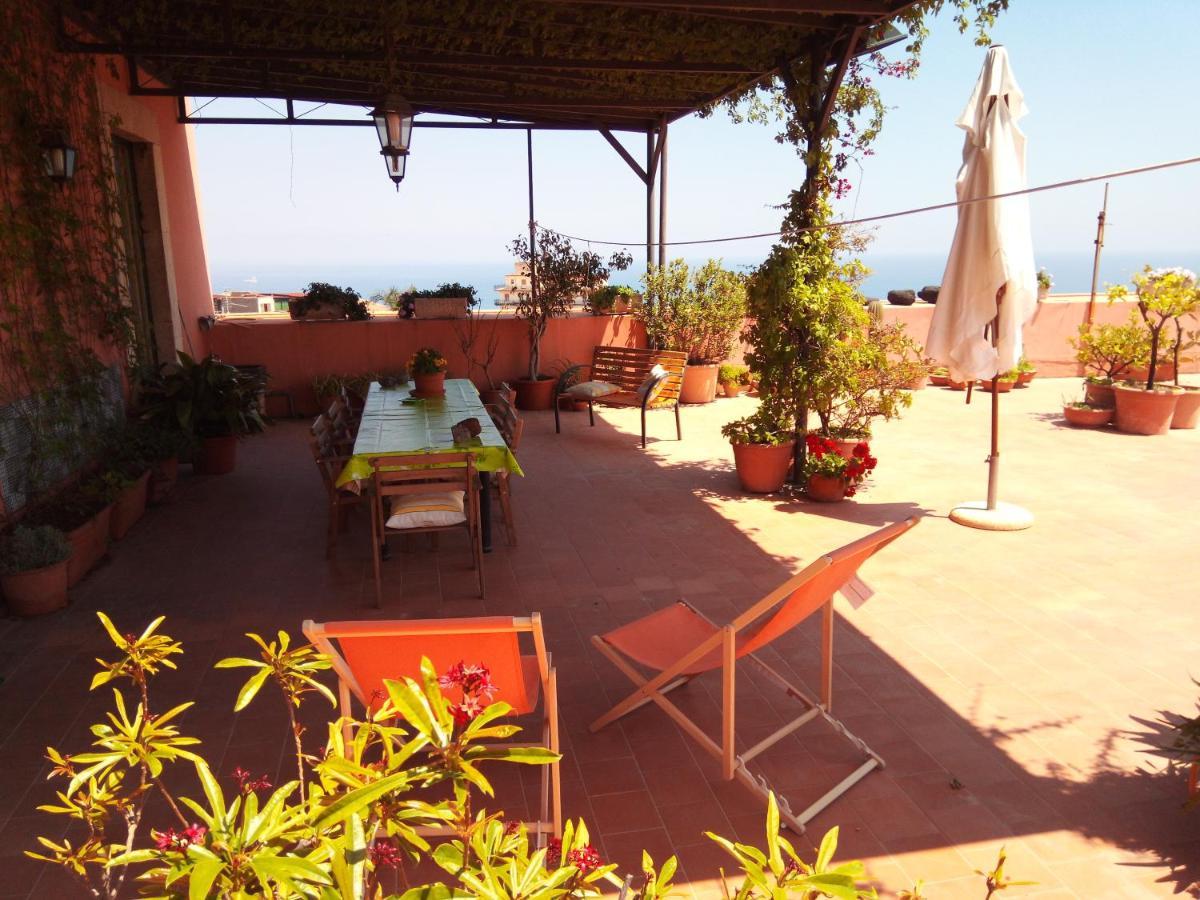 A casa di Tommy B&B Acireale Bagian luar foto